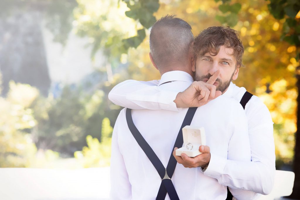 Gays shouldnt get married
