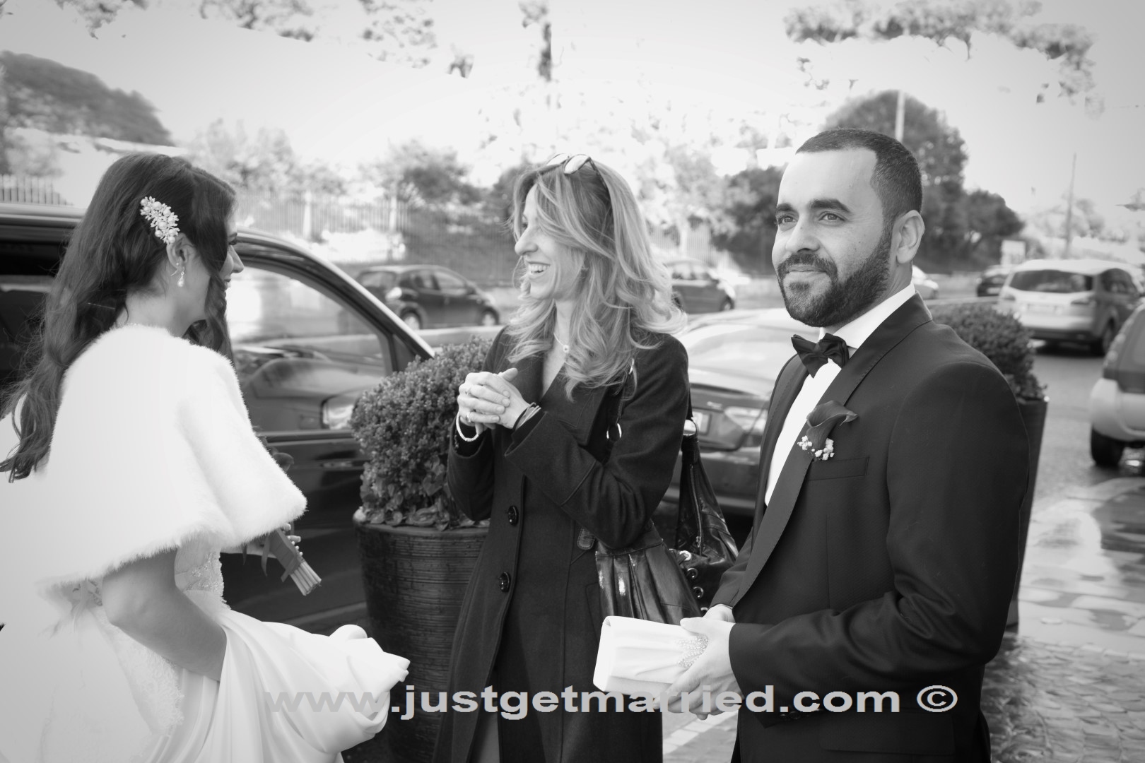 wedding celebrant, officiant marriages, rome outdoor venue