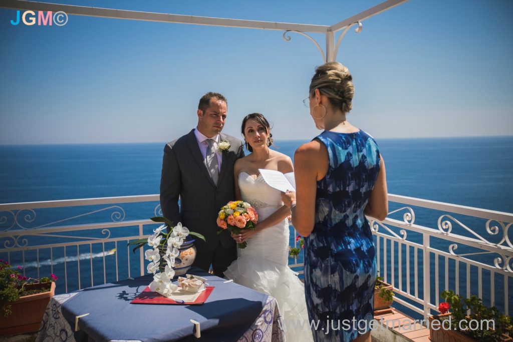 seaside ceremony wedding italy